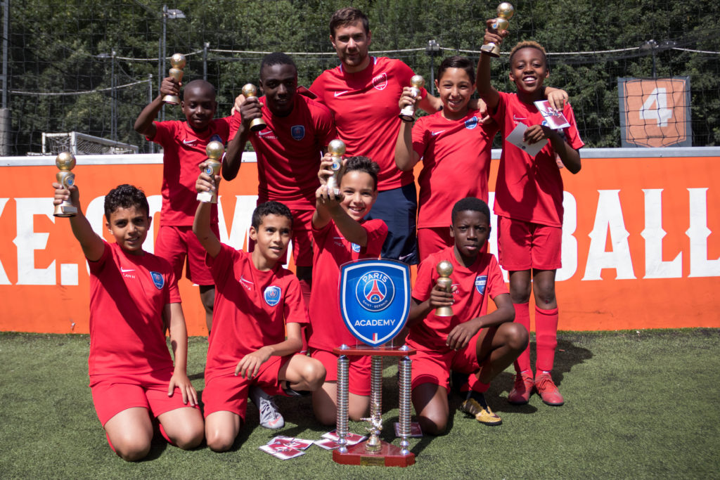 PSG Academy  école de foot et soccer pour les enfants